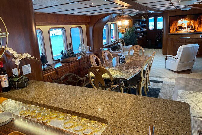 4 Course Dinner Cruise plus Eco Tour on Luxury Yacht in Sitka - Who Should Book This Tour?