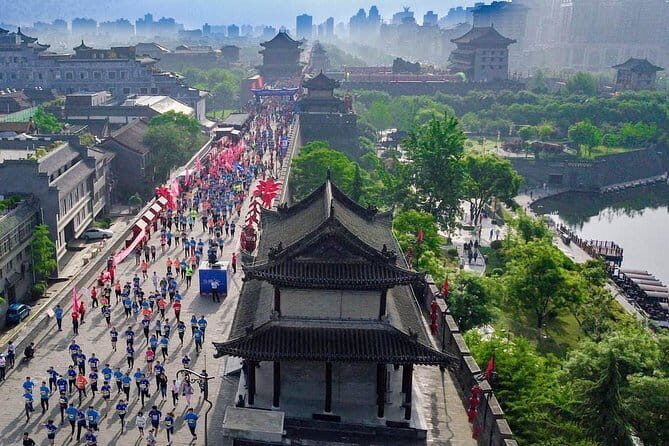 4 Day Private Silk Road Discovery from Kunming: Xian, Dunhuang City Highlights - The Power of Expert Guides and Comfortable Transport