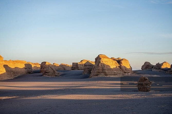 4-Day Private Silk Road Tour: Dunhuang, Jiayuguan and Zhangye - An In-Depth Look at the Silk Road Highlights