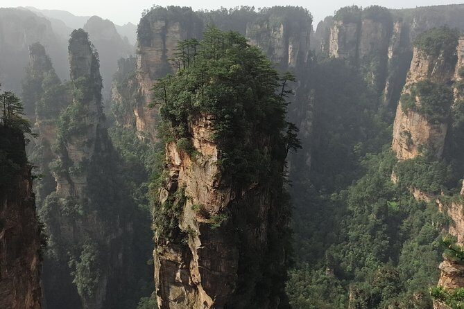 4-Day Private Tour of Shanghai from Zhangjiajie with Lunch - Exploring Zhangjiajie: Mountains, Caves, and Glass Bridges