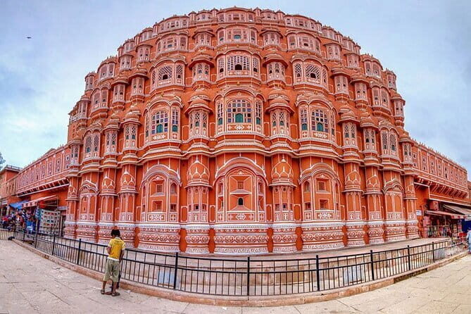 4 Days & 3 Night Golden triangle Honeymoon tour - Key Points