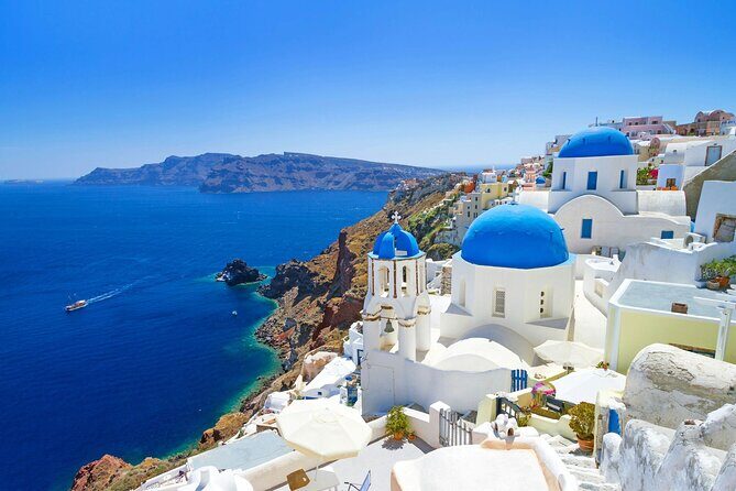 4 Days/3 Nights Mykonos and Santorini from Athens in 4* Hotels - About the Provider