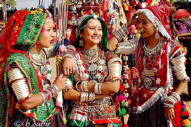 4 - Days: Golden Triangle from Mumbai by Air Flight - What Sets This Tour Apart