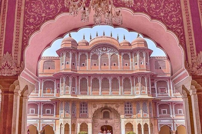 4 Days: Guided Jaipur, Pushkar, Udaipur Tour With Hotels - Deep Dive into the Experience