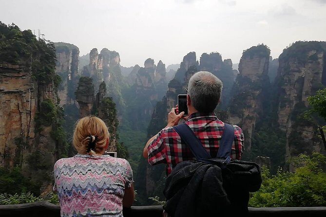 4 Days Zhangjiajie & Chat with Student(5-star Hotel) - What Makes This Tour Stand Out