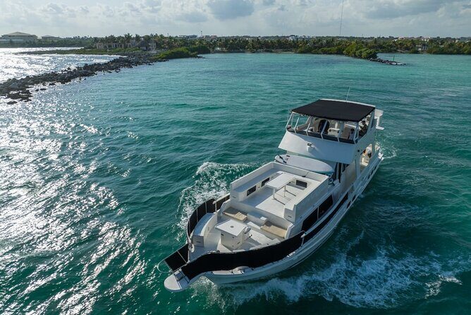 4 Hour - 72' Bruce Roberts, Tulum, Playa del Carmen, Riviera Maya - Final Thoughts: Is This Luxury Yacht Tour Worth It?
