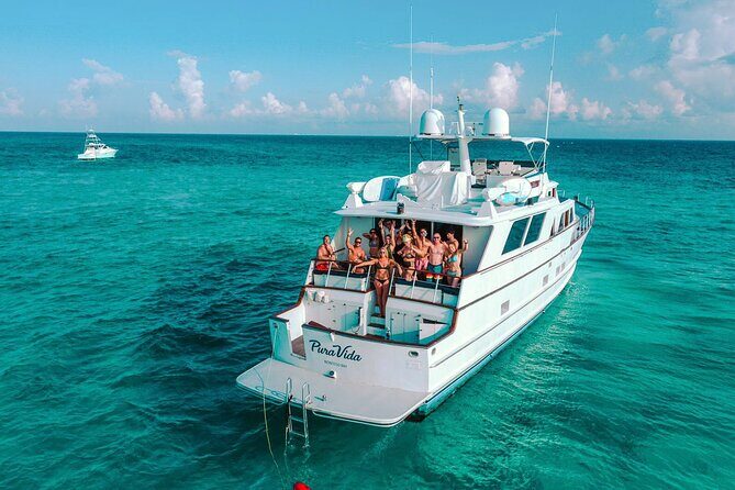4 Hour - 80' Burger, Tulum, Playa del Carmen, Riviera Maya - Exploring the Riviera Maya by Yacht: What to Expect