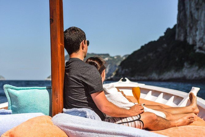 4 Hour Boat Tour To Discover Capri - A Closer Look: What to Expect from the 4 Hour Boat Tour