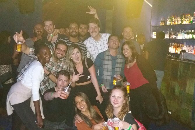 4-hour Guided Porto Pub Crawl with 6 drinks and VIP CLUBentry - The Sum Up