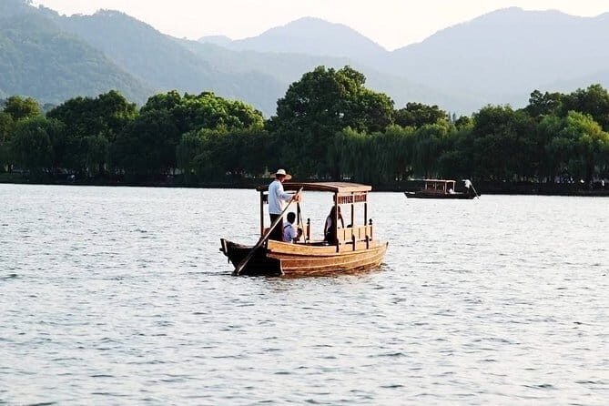4-Hour Hangzhou Highlights Tour of Lingyin Temple and West Lake - The Sum Up