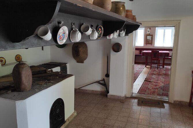 4-Hour Open Air Gulash Cooking with nature in Hungary - Who Should Consider This Tour?