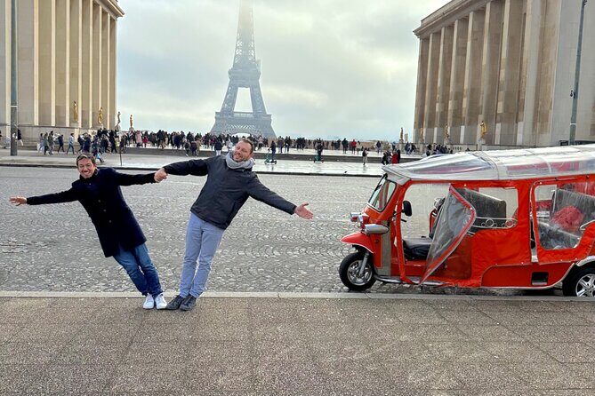 4 Hour Private Electric Tuktuk Tour in Paris - The Experience in Detail