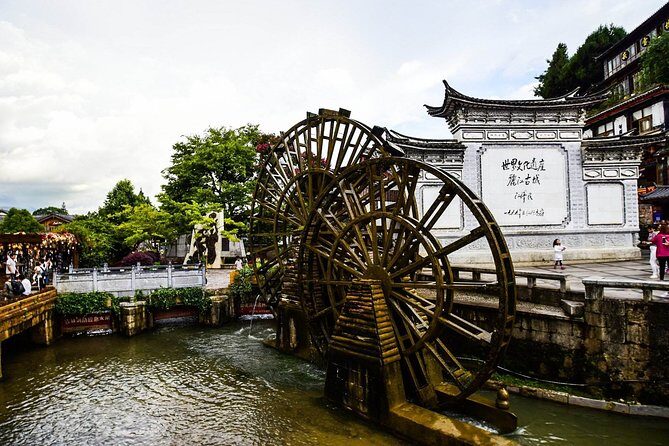 4 Hour Private Lijiang City Highlights Walking Tour - Key Points