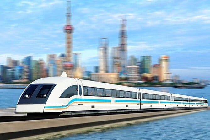 4-Hour Private Shanghai Leisure Tour with Maglev Train Ride and Night Cruise - Key Points