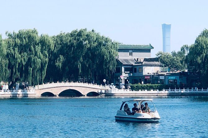 4-Hour Private Tour: Jingshan Park, Hutong & JinDing Xuan Dim Sum - Key Points