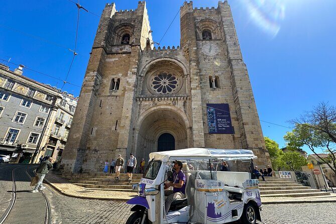 4 Hour Private Tuk Tuk Tour Explore the Old and the New Lisbon - Discovering Lisbon in Style: A 4-Hour Private Tuk Tuk Tour