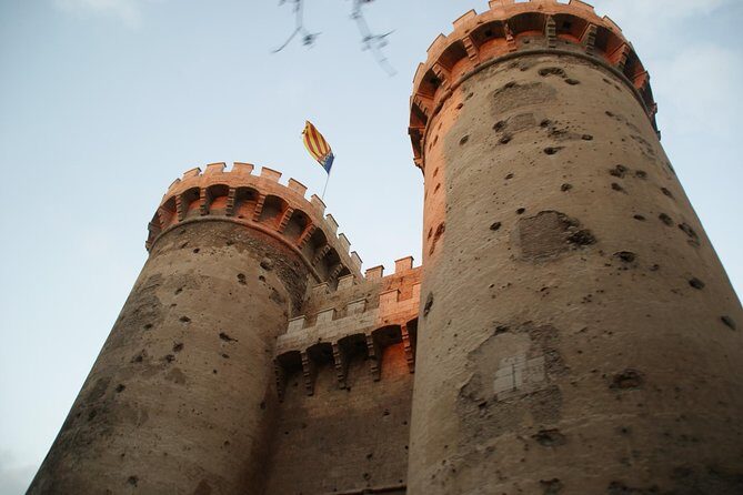 4-Hour Valencia Private Tour with transport - Who Should Consider This Tour?