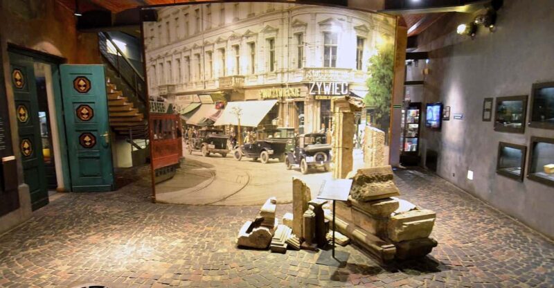 4 hour: Warsaw Uprising Museum and POLIN Museum/inc.Pick up/ - FAQ