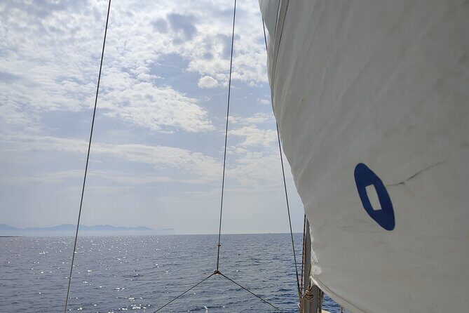 4 Hours Catamaran Tour to the Scala dei Turchi - What’s Included and What You Should Bring