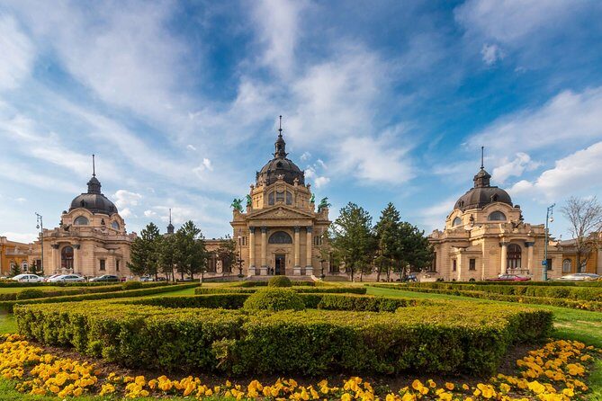4 hours long private walking tour in Budapest - An In-Depth Look at the Budapest Private Walking Tour