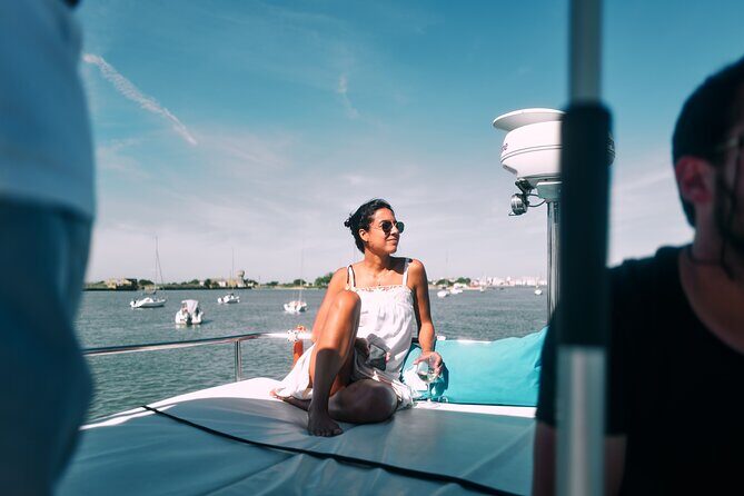 4 Hours Private Tour with Dives in Catamaran in Lisbon - FAQs