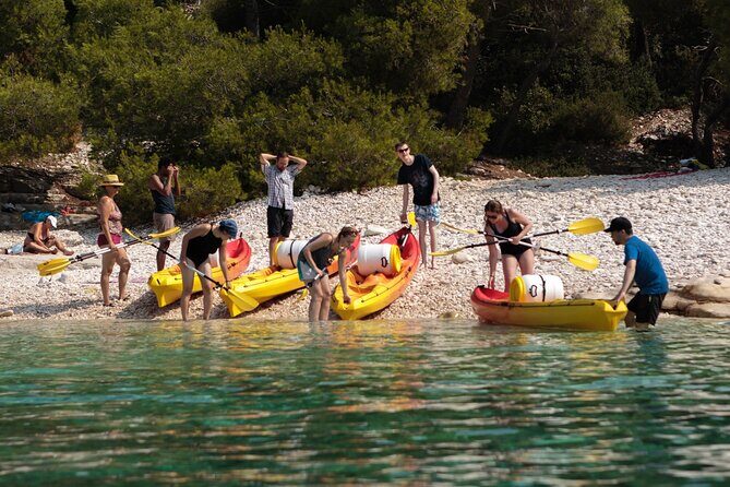 4 Hours Sea Kayaking from Komia - The Experience on the Water