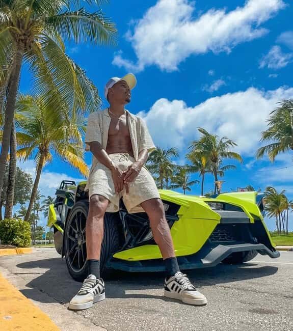 4 Hours Slingshot Rental Miami - We The Best !! - The Vehicle: What’s a Polaris Slingshot?