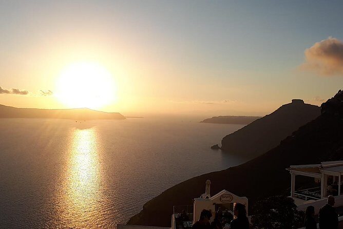 4 Hours Tailor Made Tour in Santorini - Authentic Experiences Backed by Reviews