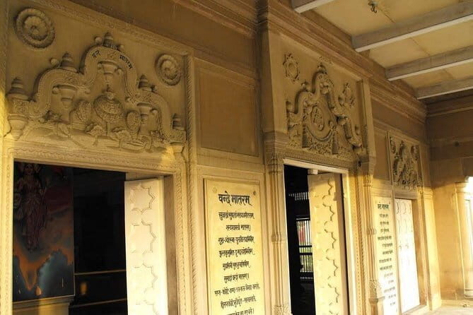 4-hours tour of Varanasi: Temples with Classical Dance & Ganges Aarti - FAQ