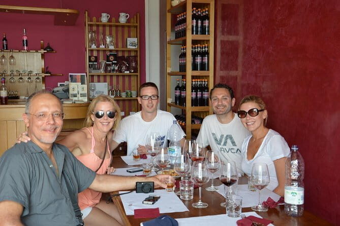 4 Wines & 2 Olive Oils Tasting in Chianti Winery with Tour - A Detailed Look at the Experience