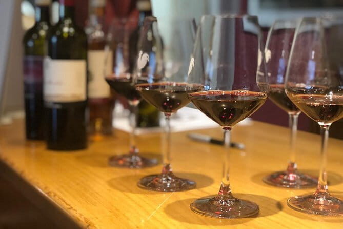 4 WINES TASTING in a Chianti Classico Farm (Visit/tour at the winery included) - Key Points