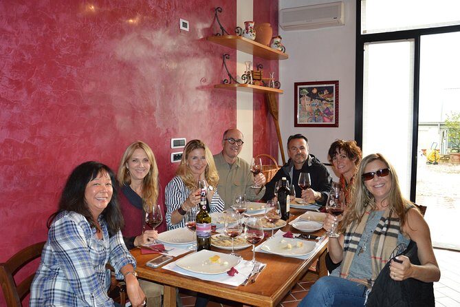 4 Wines Tasting with 2 Tuscan Cheeses & Tour at the winery - The Guided Tasting: Flavors, Notes, and Pairings