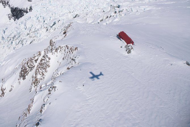45-Minute Glacier Highlights Ski Plane Tour from Mount Cook - The Experience in Detail