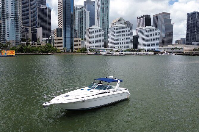 46-foot Private Yacht Rental in Miami - FAQ