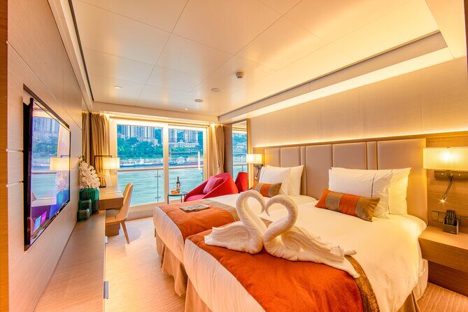 4D3N Yangtze River Cruise: Chongqing to Yichang by Century Cruise - What’s Included and What’s Not