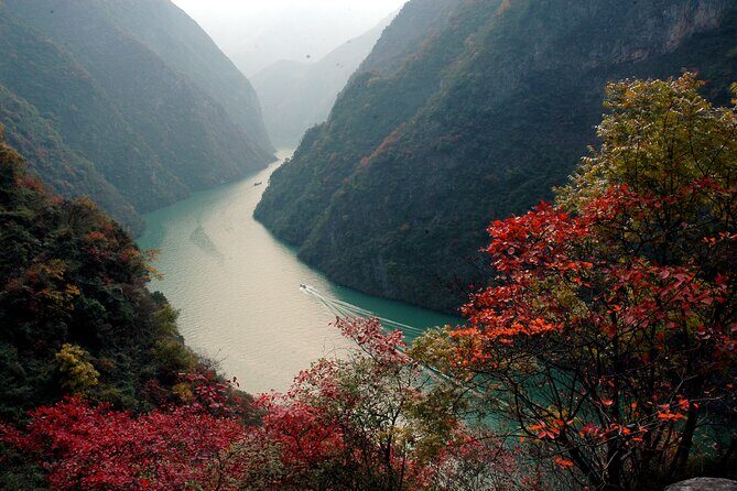 4D3N Yangtze River Cruise:Chongqing to Yichang by Victoria Cruise - Is This Tour Right for You?