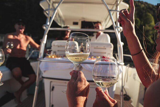 4Hour Private Cruise on Lake Como by Motorboat 6 pax - Practical Details: What Makes This Tour Stand Out