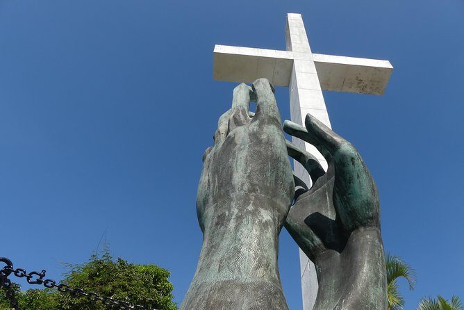 4Hrs Small Group Half Day City Tour with Lunch at High Divers - Authentic Moments and Unique Experiences