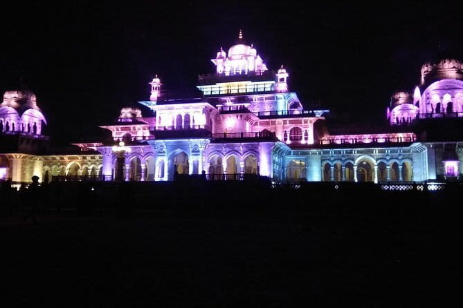 4Night and 5Days Triangle Tour from Jaipur > Agra > Delhi . - Exploring the Itinerary in Depth