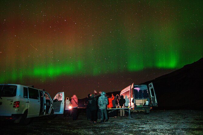 4x4 Minibus Northern Lights with Photo and snacks from Reykjavik - Frequently Asked Questions