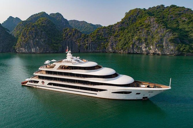 5/6/6++ stars All-Inclusive 2d/1n-ULTRA LUXURY STYLE-cruising LIKE A BOSS - A Closer Look at the Experience