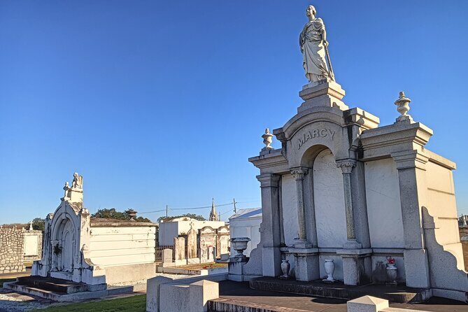 5 Cemeteries of New Orleans - Anne Rice's & other famous graves - An In-Depth Look at the Cemeteries and What You’ll Encounter
