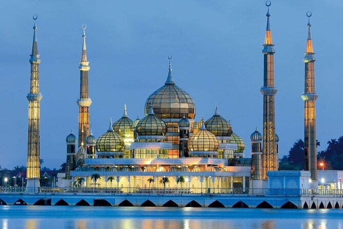 5 Day 4 Night Malaysia Tour for Travelers from Around the World - Key Points