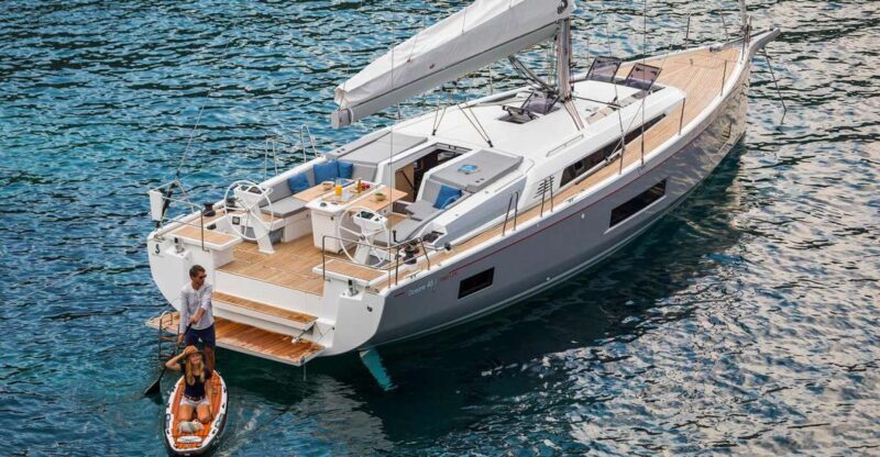 5-Day Crewed Charter "The Discovery" Beneteau Oceanis 46.1 - What It Means for Travelers