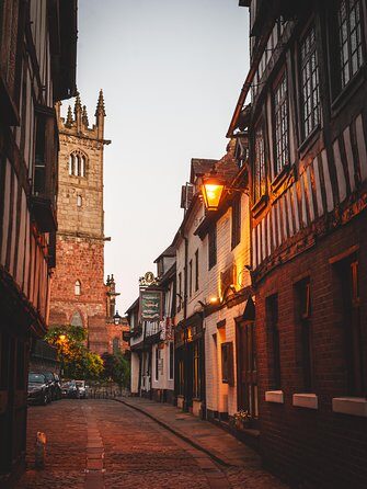 5-Day Heart of England, Wales & Yorkshire Small-Group Tour from London - FAQ