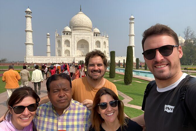 5-Day Private Golden Triangle Tour with Udaipur & Pushkar by Car - Day 4: The Spiritual and Scenic Charm of Pushkar & Udaipur