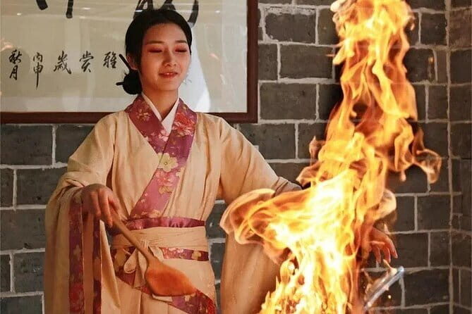 5 Day Sichuan Cuisine Museum Panda Base and Wuhou Temple Tour - Exploring the 5-Day Sichuan Cuisine Museum, Panda Base & Wuhou Temple Tour