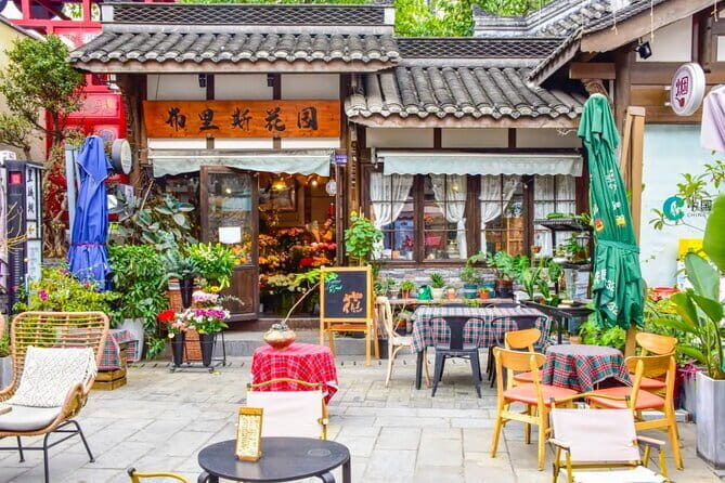 5 Day Sichuan Cuisine Museum Panda Base and Wuhou Temple Tour - Key Points