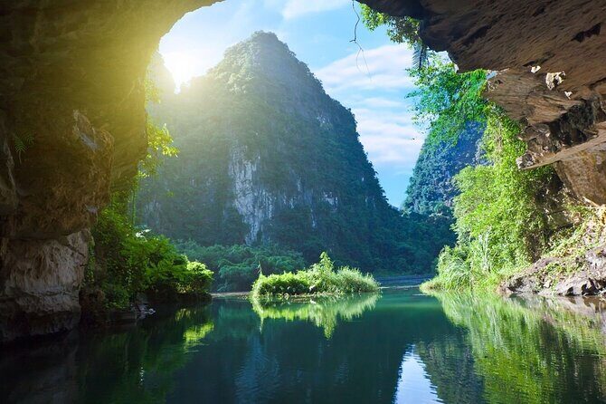 5 Days 4 Nights Highlight Vietnam Tours - Exploring Hanoi: The First Day
