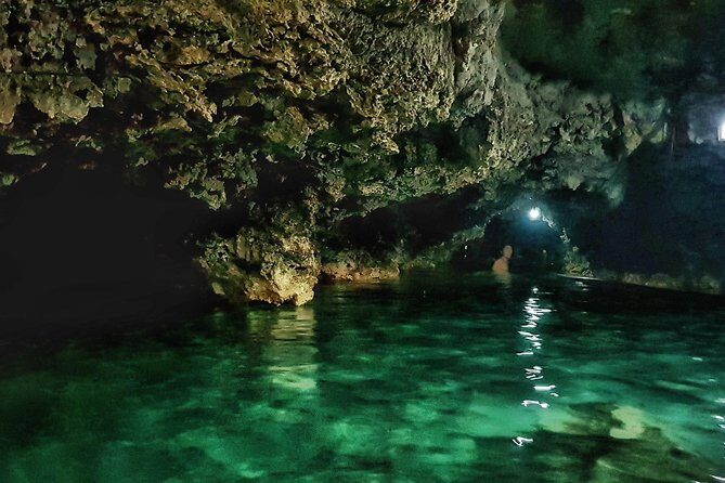 5 Days 4 Nights Mulu Showcaves with Headhunter Trails - Day 1: Arrival & Caves